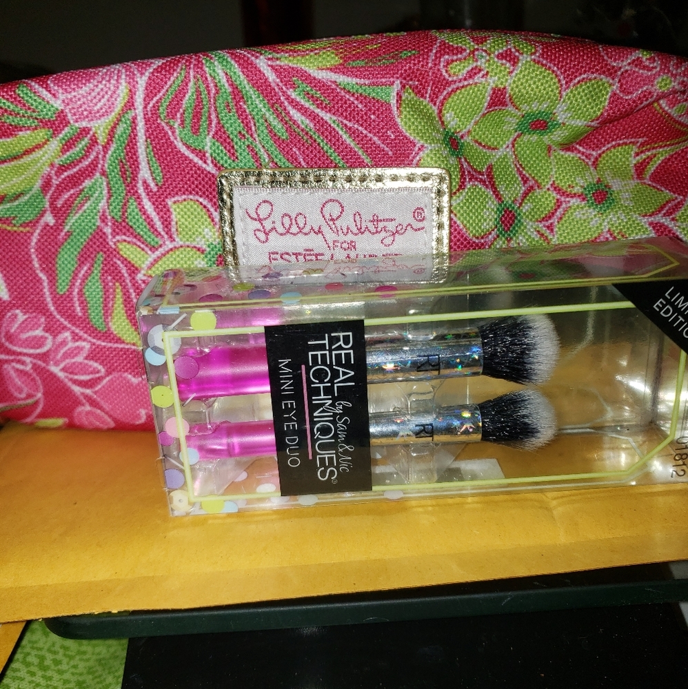 Lilly pulitzer for estee lauder makeup pouch